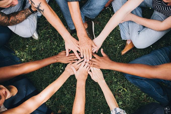 10 Tips for Making New Friends